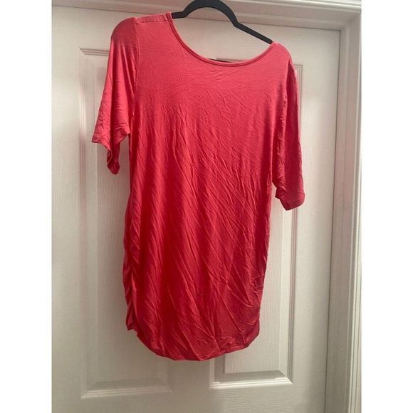 a:glow Woman's T-Shirts Large - Picture 2 of 3